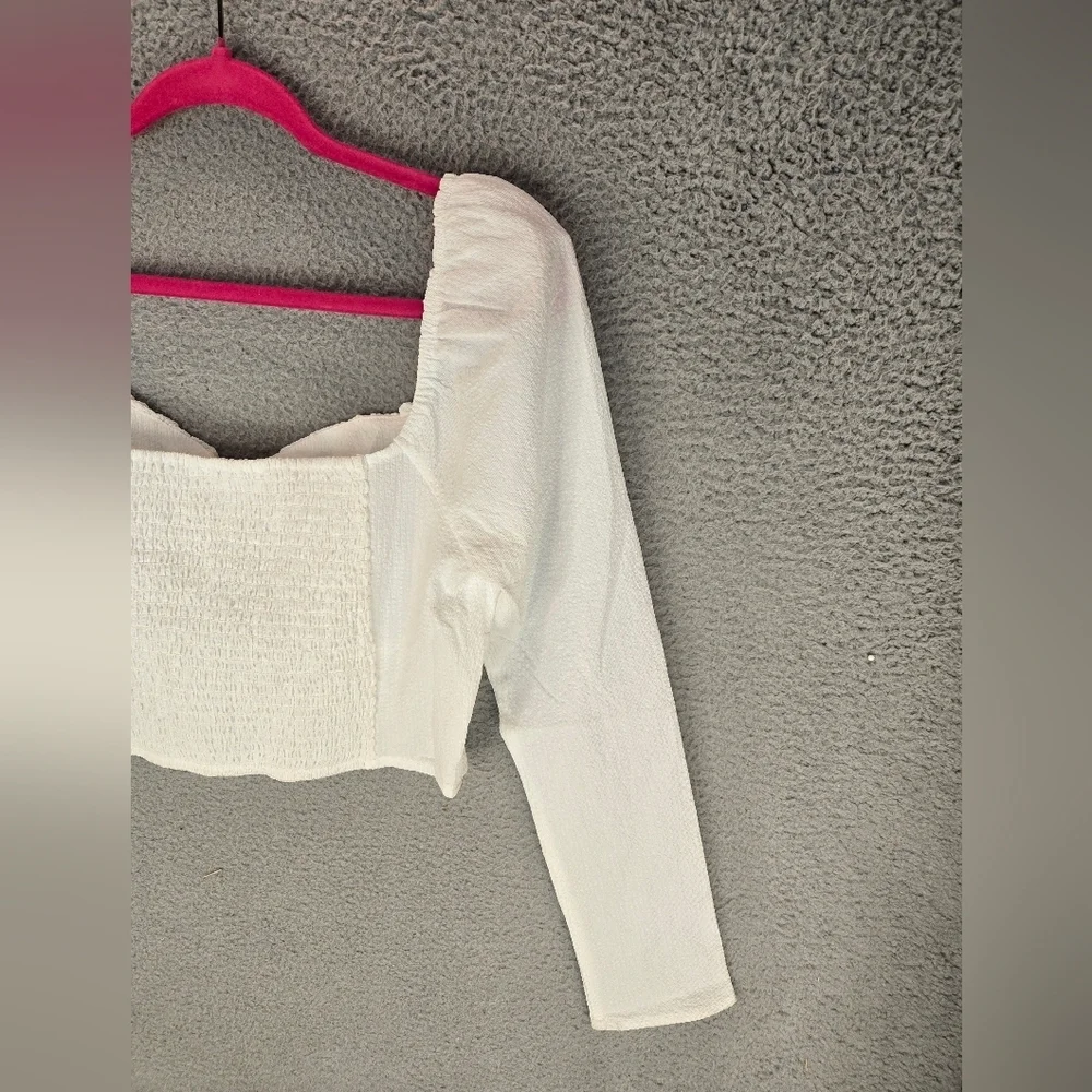 Astr The Label Crop Top White Womens Sz L Ruched Sweetheart Neckline Smock Back